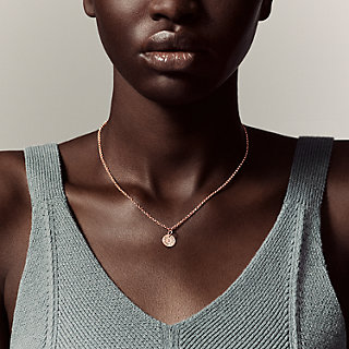 【HERMES】Pendente Amulettes H Ex-Libris Amulettes Hermès Ex-Libris pendant | Hermès USA
